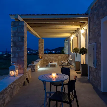 Holiday home Trip's House: με θέα στη θάλασσα. Ambelas