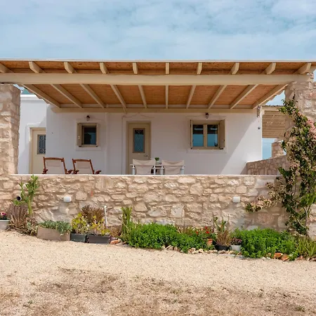 Trip's House: με θέα στη θάλασσα. Holiday home Ambelas