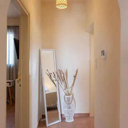 Holiday home Trip's House: με θέα στη θάλασσα.